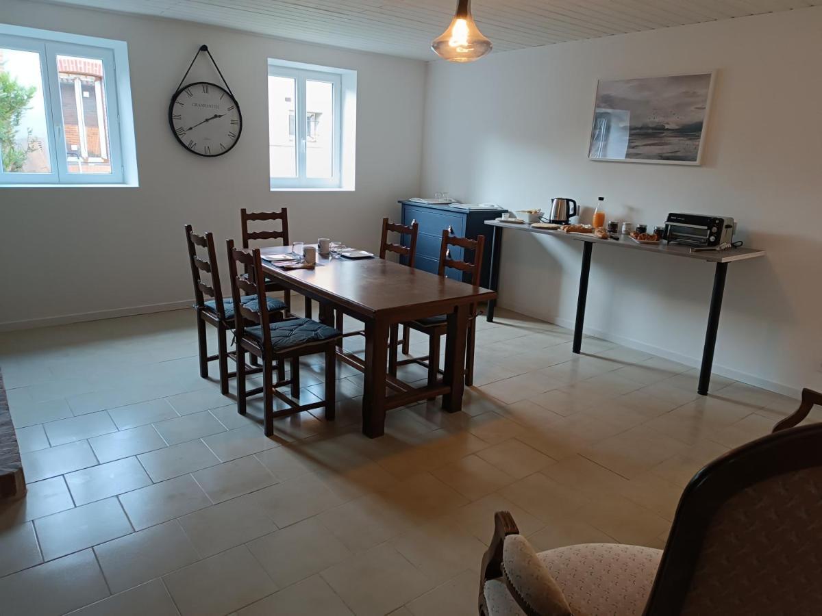 A L'Ombre Des Bois, Chambre Double Vue Jardin Neung-sur-Beuvron Extérieur photo